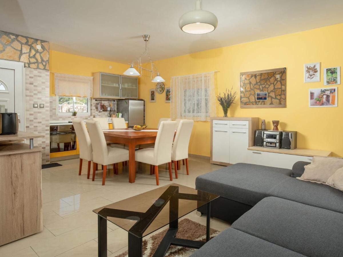 Holiday Home Mikac - Mlk136 By Interhome Dobrinj エクステリア 写真
