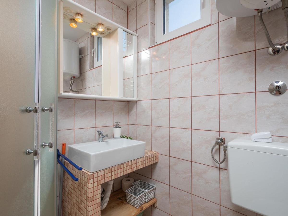 Holiday Home Mikac - Mlk136 By Interhome Dobrinj エクステリア 写真